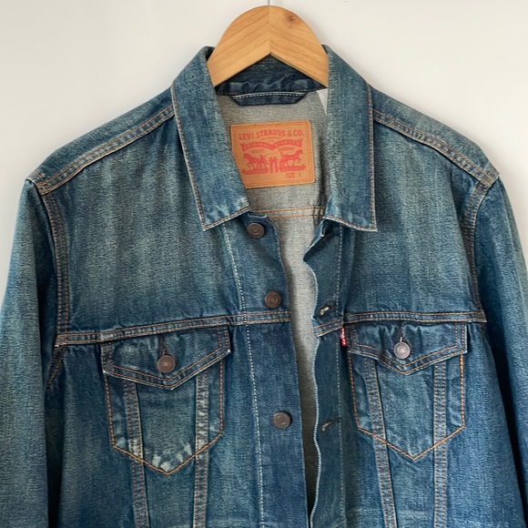 Levi’s blue denim jacket - Picture 2 of 10